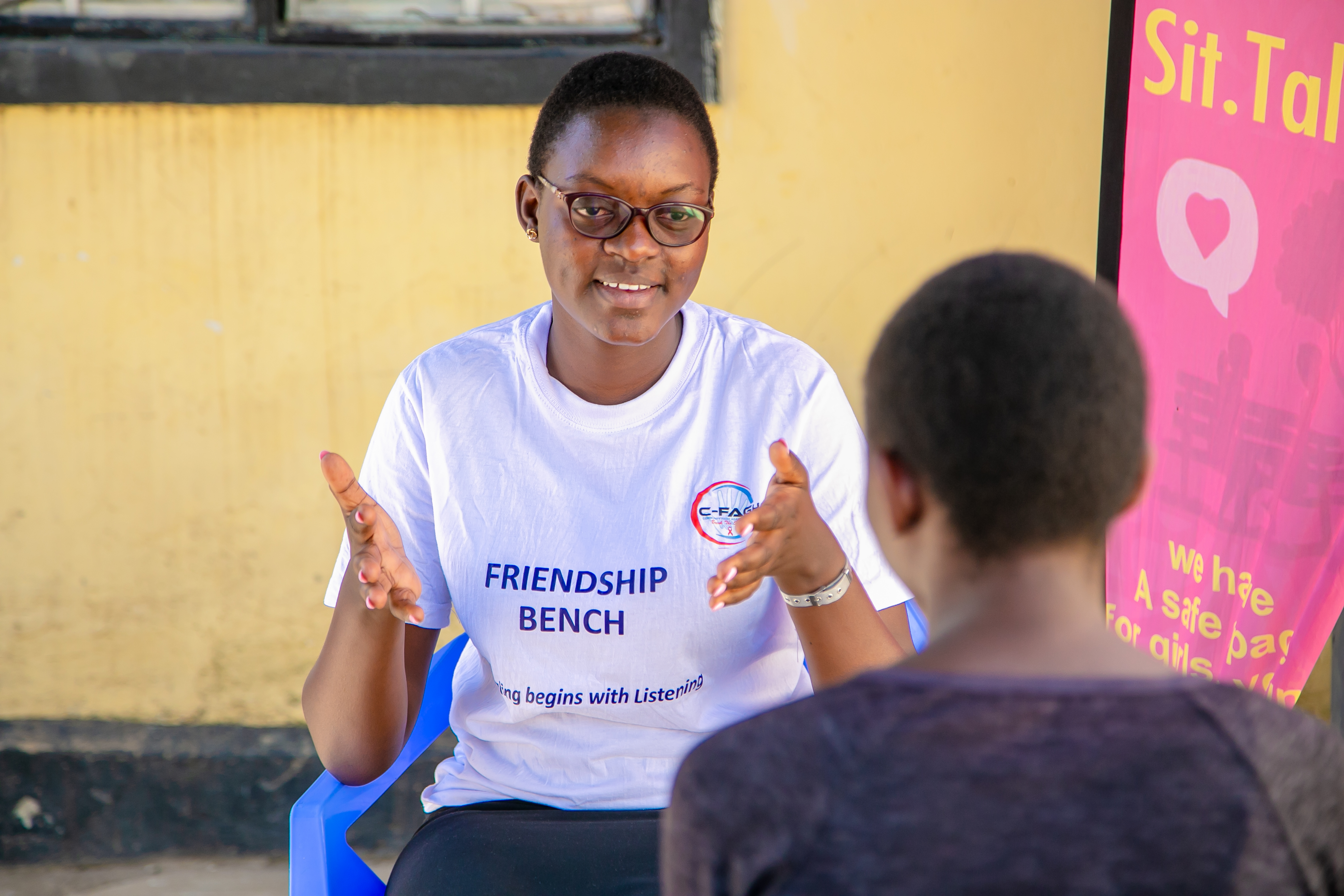 Friendship Bench counselling session